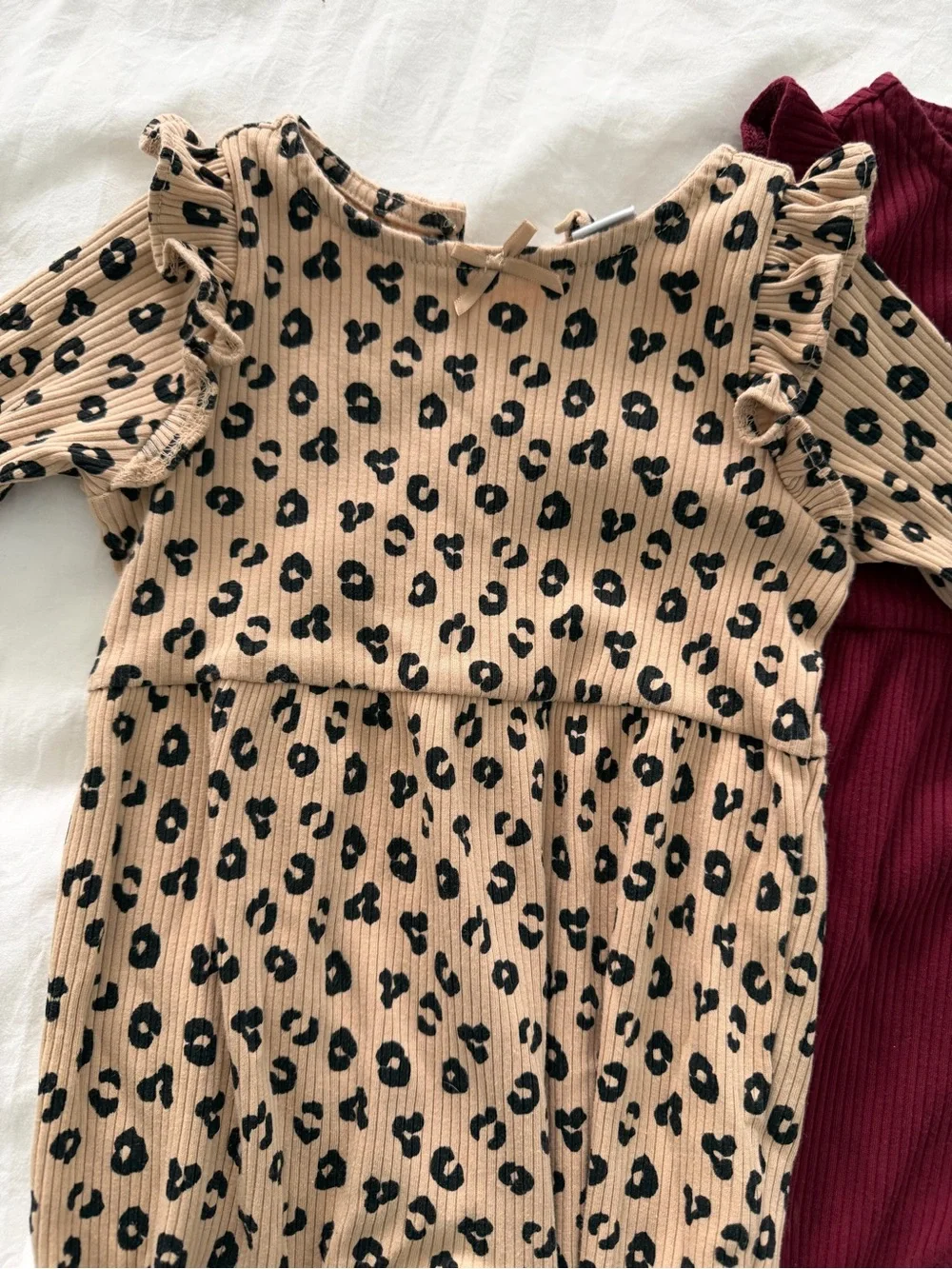 Old Navy Ribbed Ruffle Baby Romper in Burgundy